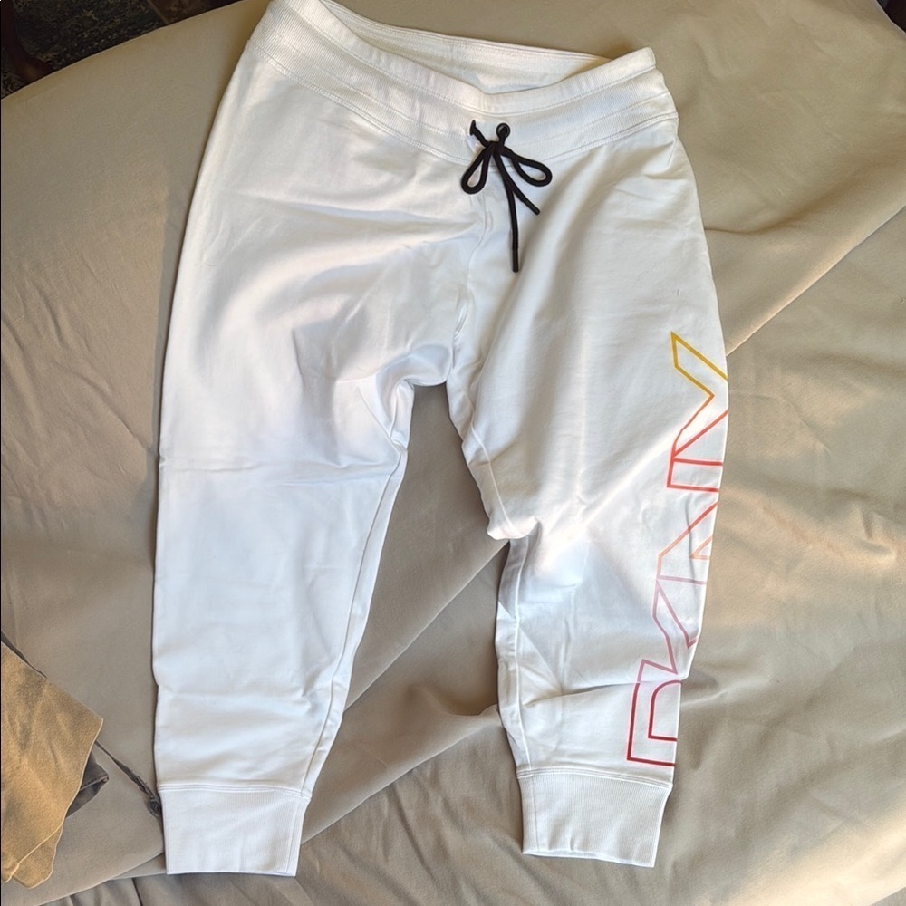 Dkny White Joggers with Drawstring Waist and Cuffed Ankles (A14)